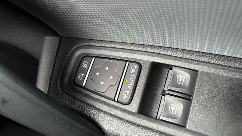 Nissan Townstar L2 Petrol 1.3 Acenta Van Auto